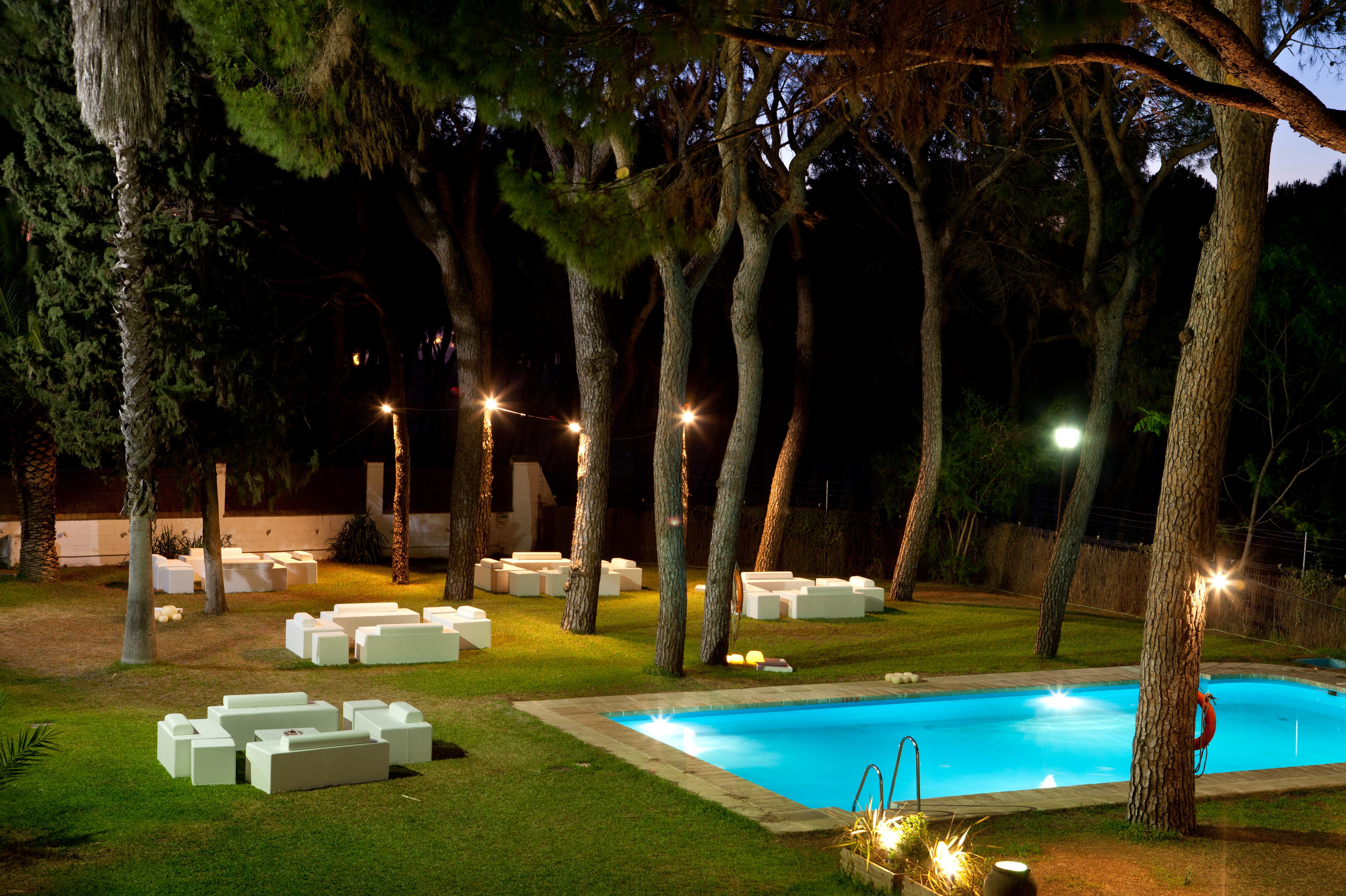 Hotel Oromana Alcalá de Guadaira Exterior photo