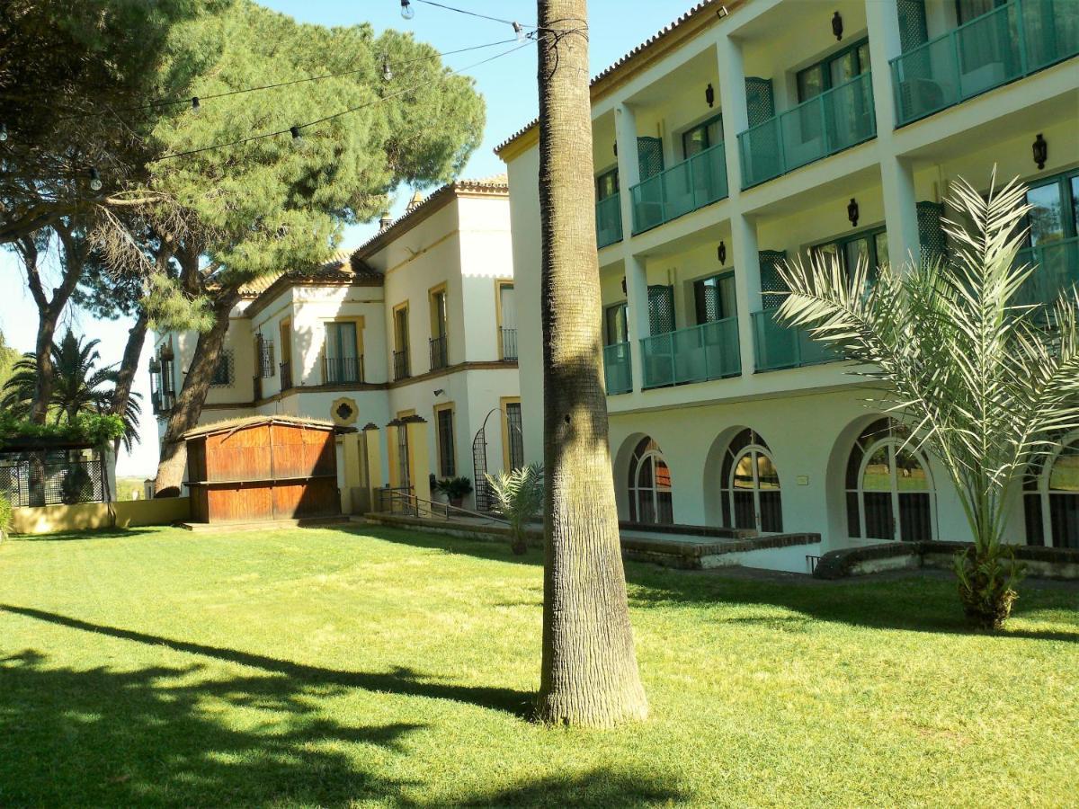Hotel Oromana Alcalá de Guadaira Exterior photo